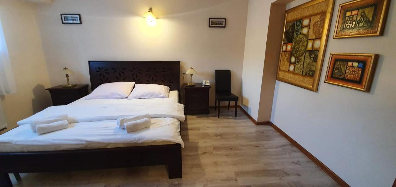 Hotel Leszczynski คอนสตันติโนฟ โวดซ์กี ภายนอก รูปภาพ